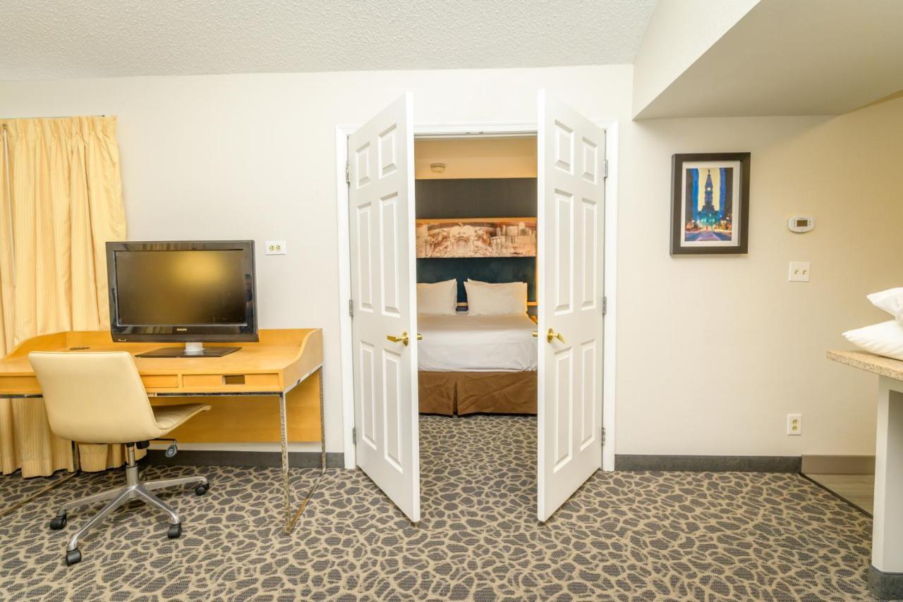 Philadelphia Suites At Airport - An Extended Stay Hotel Екстериор снимка