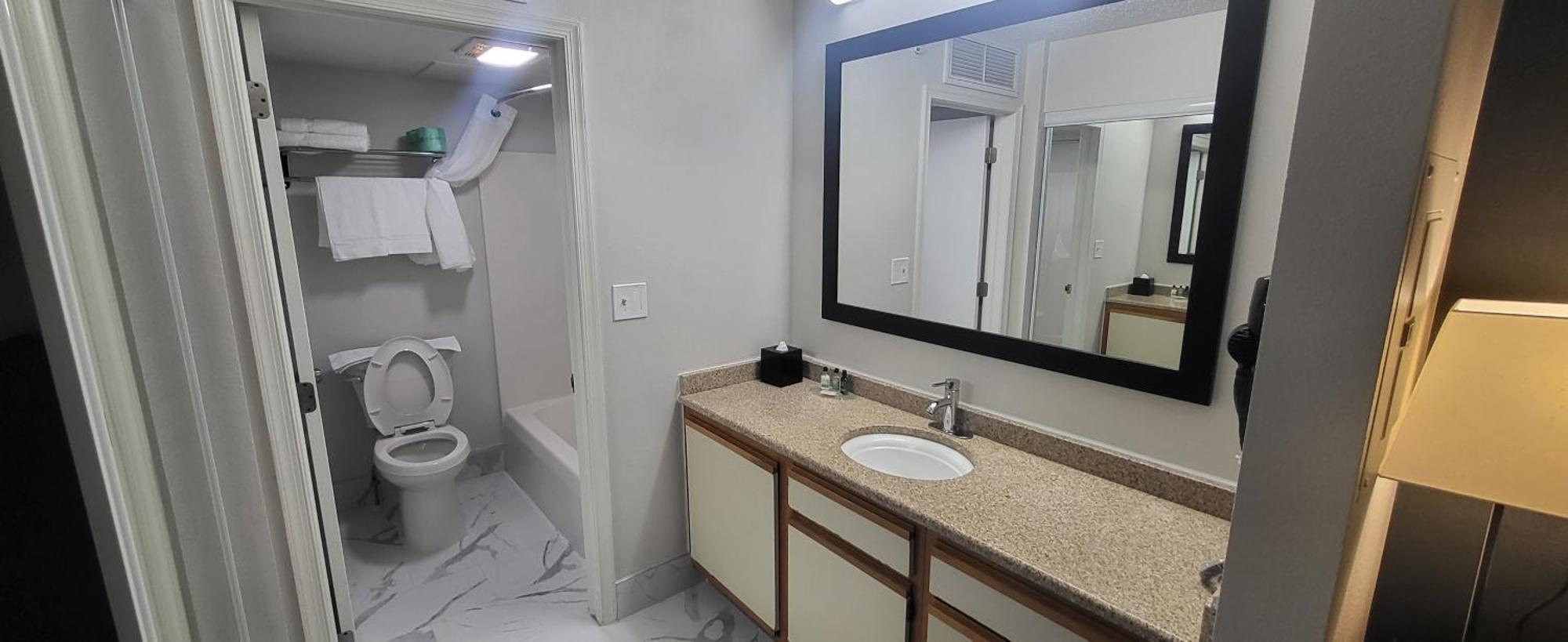 Philadelphia Suites At Airport - An Extended Stay Hotel Екстериор снимка